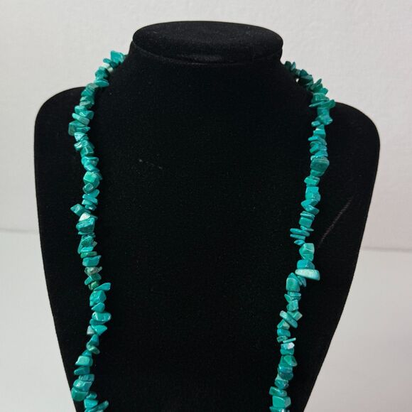 Vintage | Authentic Turquoise Chips Necklace - Picture 2 of 4